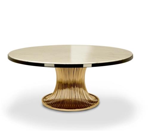 Flusso dining table